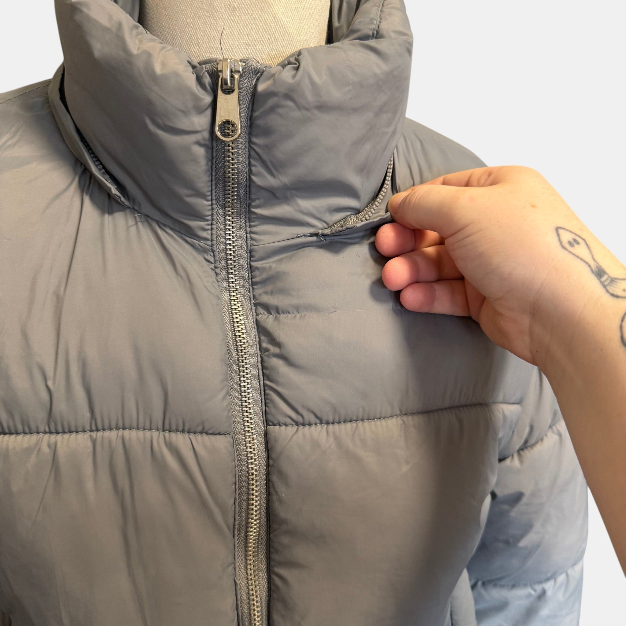 Hood Zip