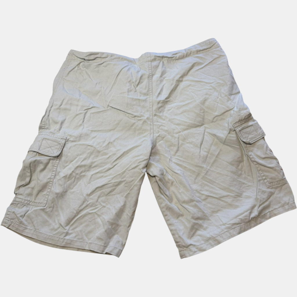 Itsu Clothing Vintage Y2K Khaki Cargo Shorts.