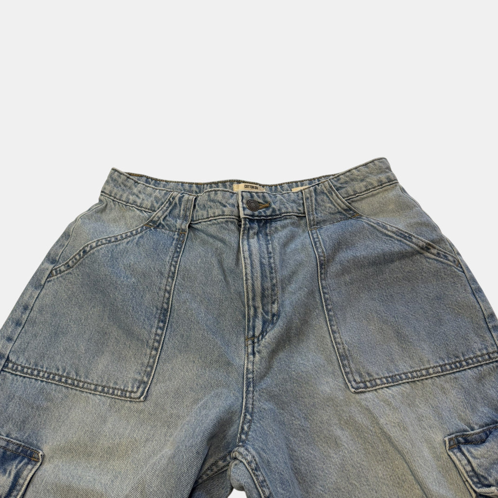 Cotton On Relaxed Fit Multi Pocket Denim Cargo Jeans.