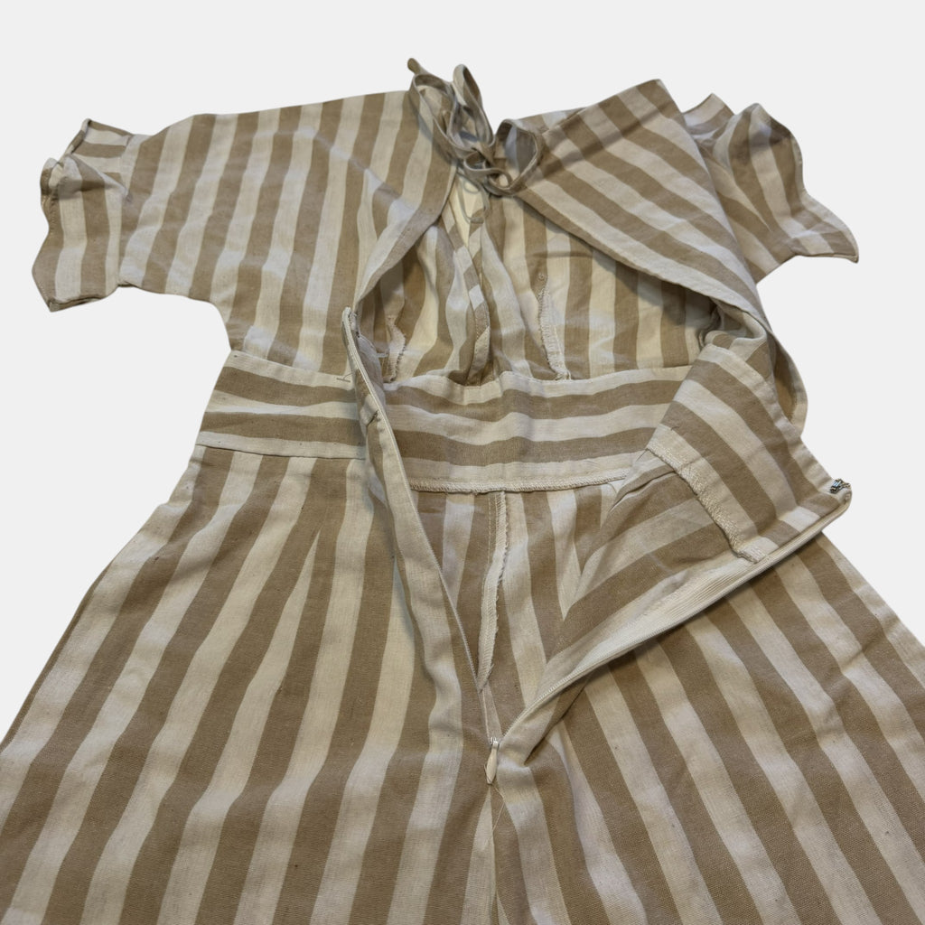 Burans Beige and White Vertical Striped Plunging
